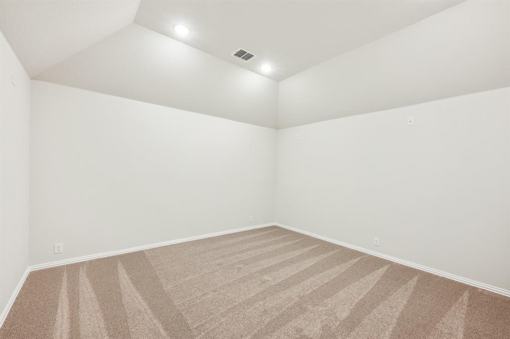 5301 Bardwell Drive Property Photo 32