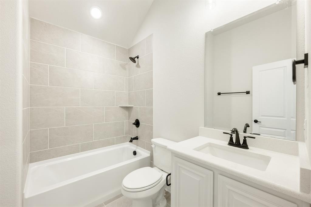 5301 Bardwell Drive Property Photo 36