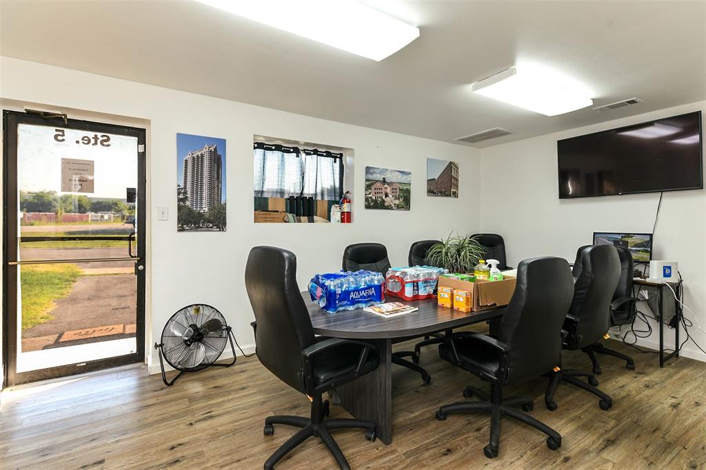 1262 Eastgate Property Photo 10