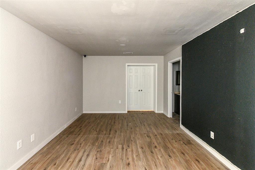 1262 Eastgate Property Photo 19