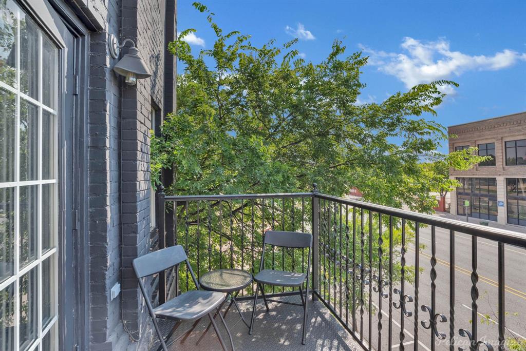 711 Texas Street Property Photo 15