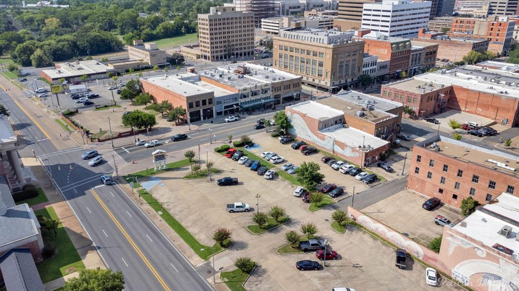 711 Texas Street Property Photo 23