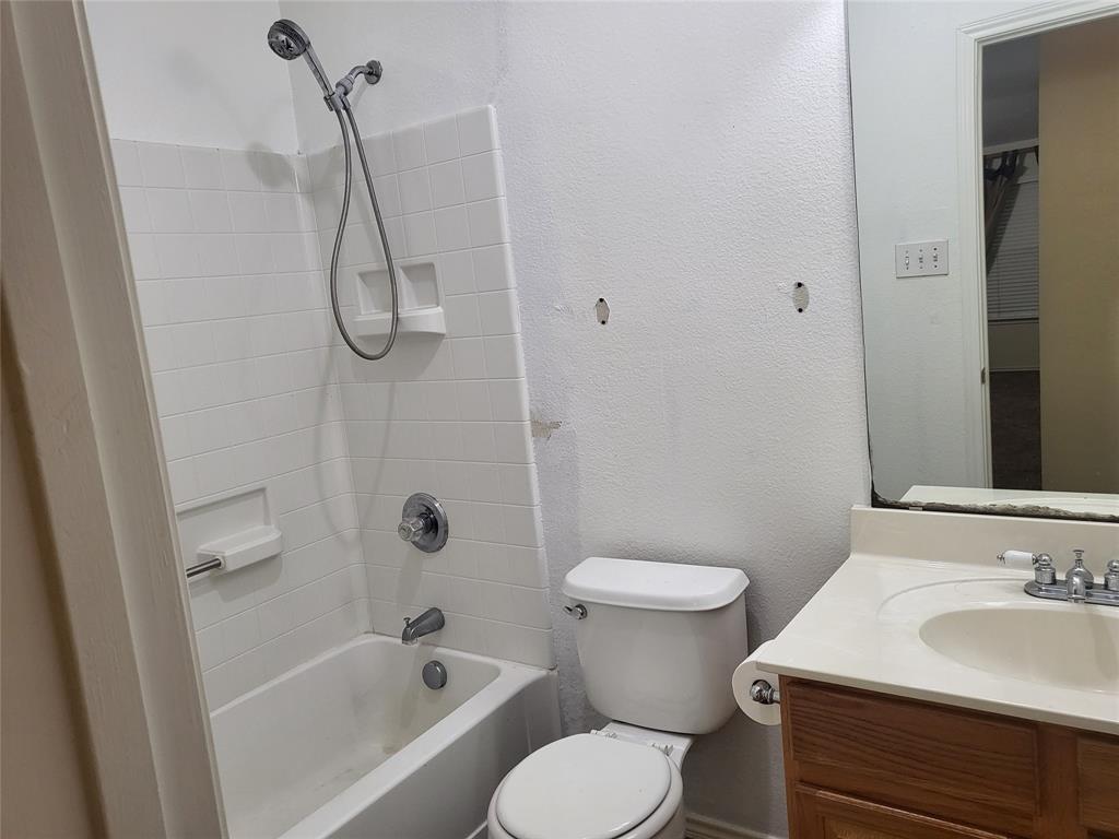 2784 N Sunlight Drive Property Photo 9