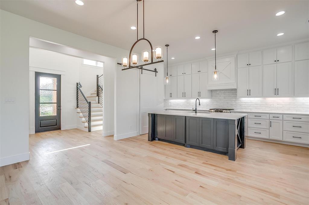 138 Buddy Court Property Photo 7