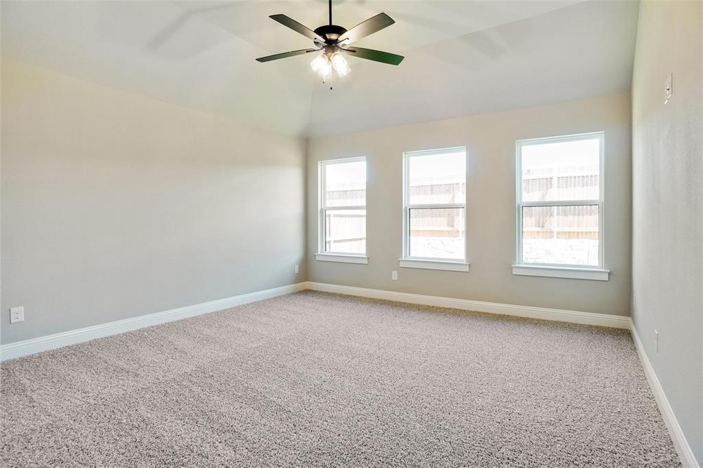 949 Tesslynn Avenue Property Photo 10