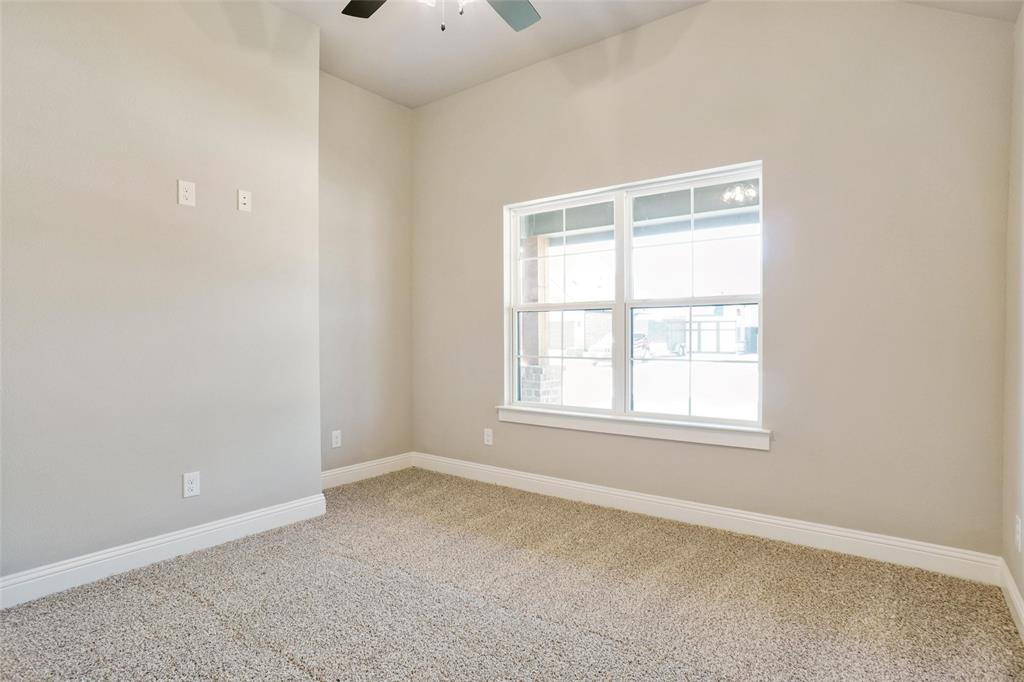 949 Tesslynn Avenue Property Photo 13