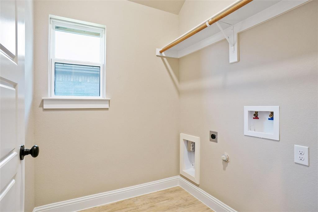 949 Tesslynn Avenue Property Photo 16