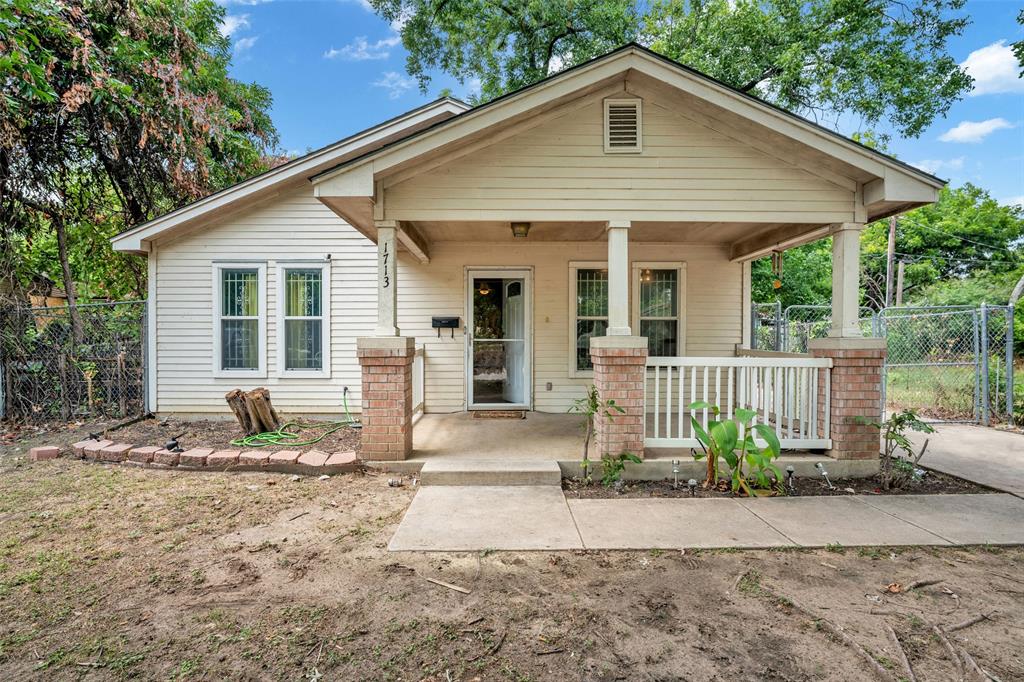 1713 Glenmore Avenue Property Photo 2