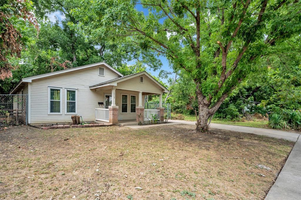 1713 Glenmore Avenue Property Photo 3