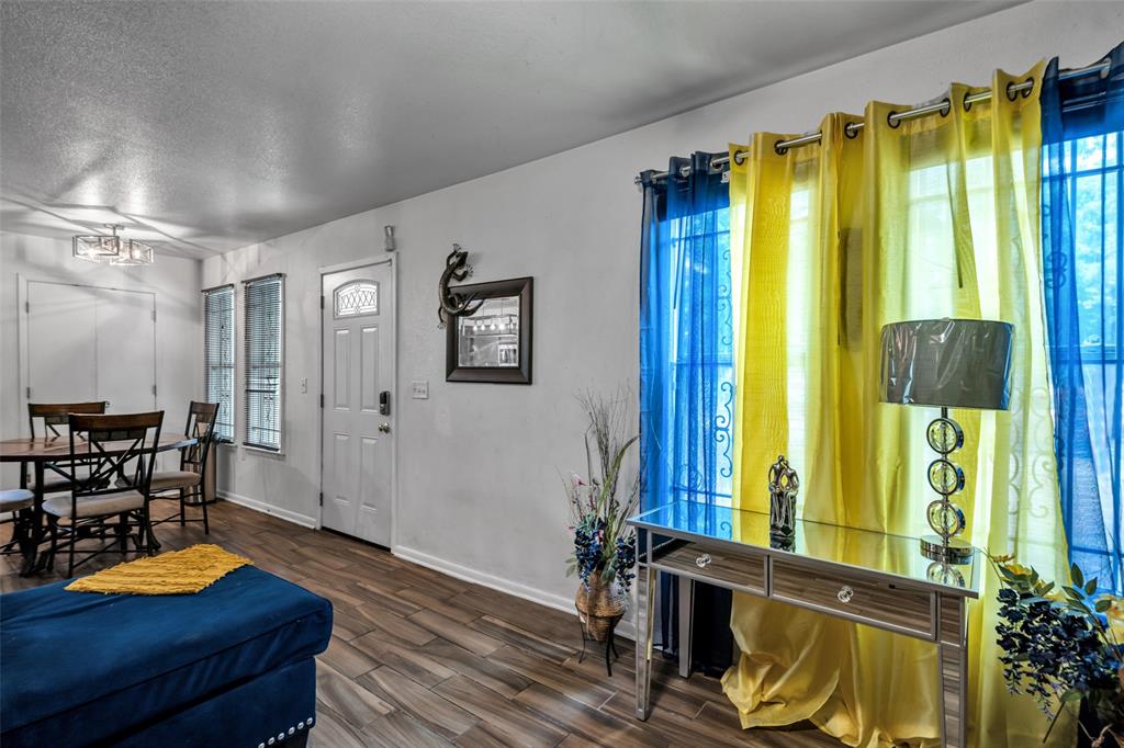 1713 Glenmore Avenue Property Photo 6