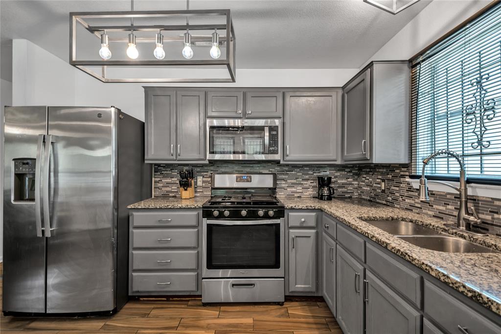 1713 Glenmore Avenue Property Photo 8