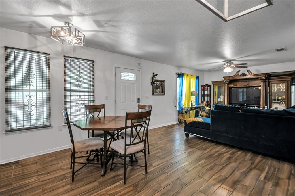 1713 Glenmore Avenue Property Photo 10