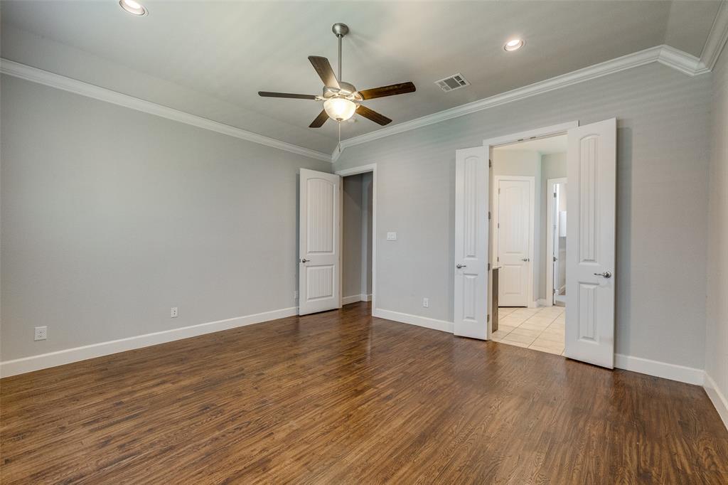 6900 Golf Green Drive Property Photo 17