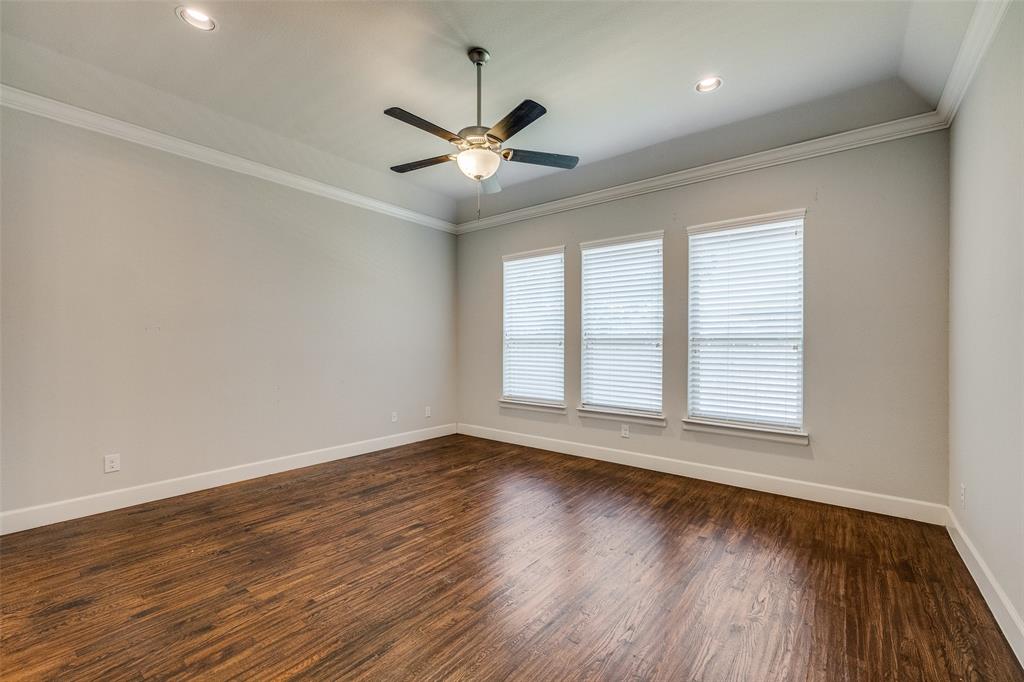 6900 Golf Green Drive Property Photo 18
