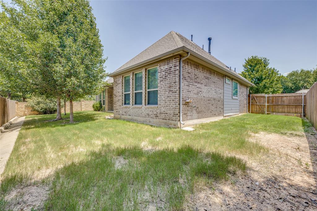 6900 Golf Green Drive Property Photo 33