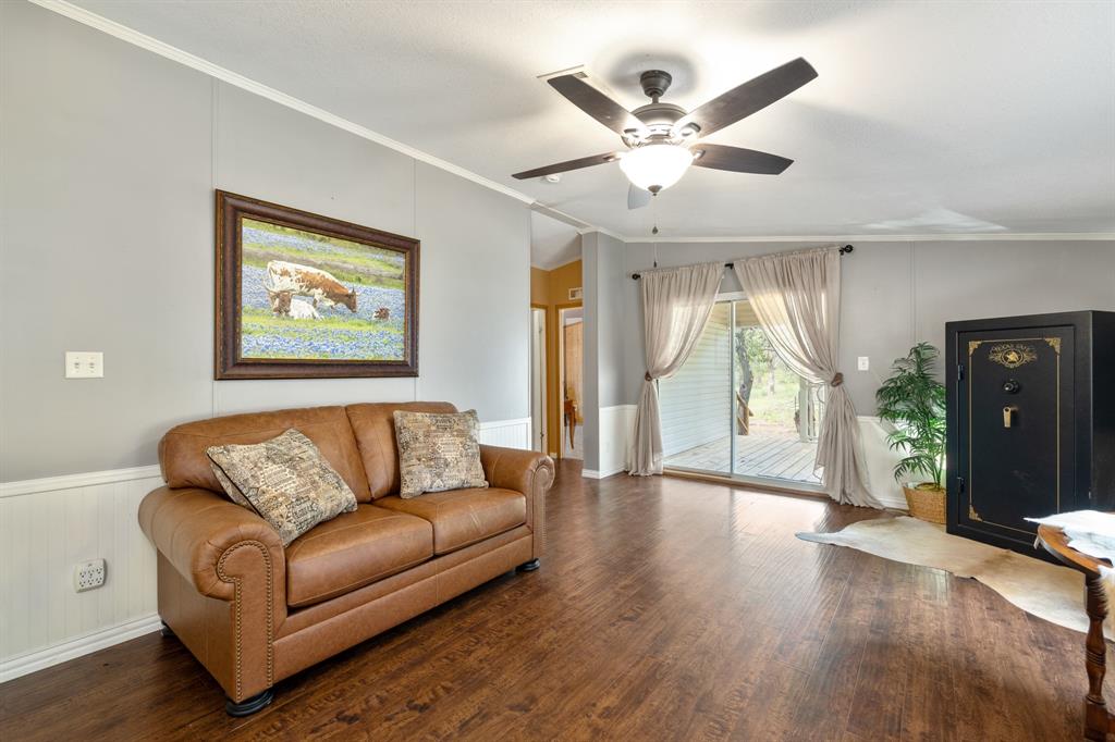 1635 County Road 4781 Property Photo 16