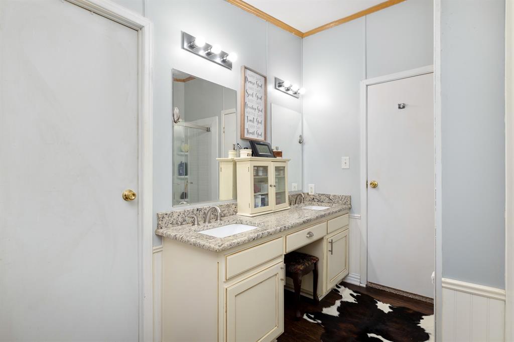 1635 County Road 4781 Property Photo 24
