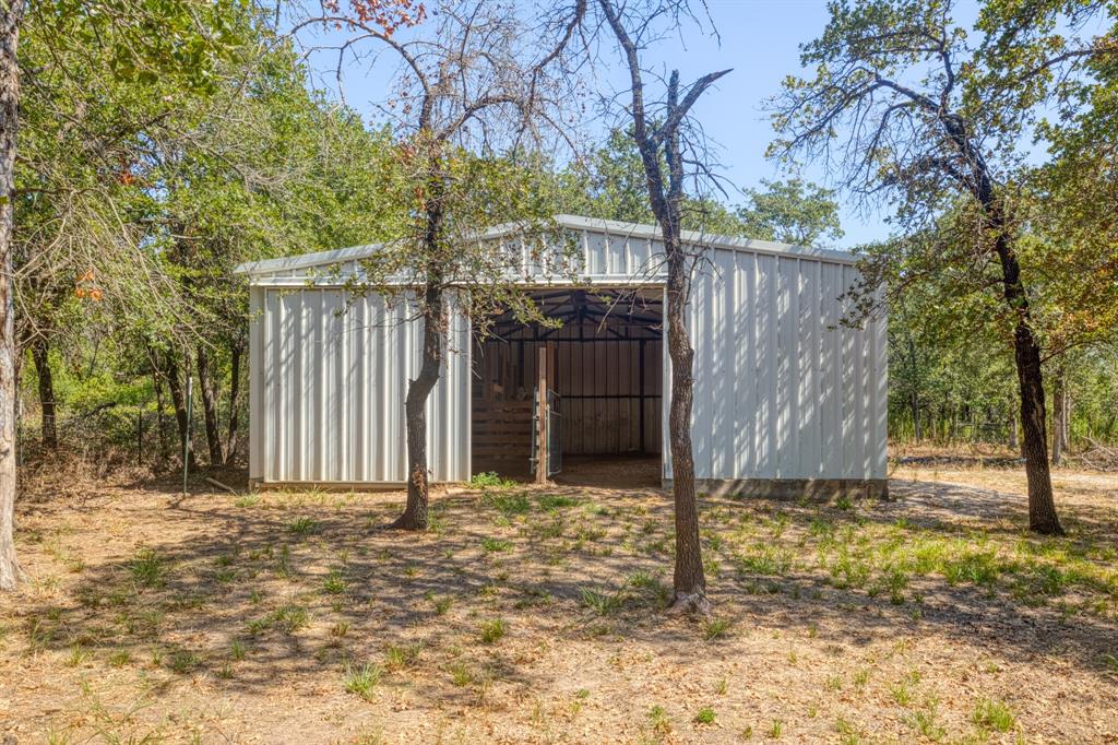 1635 County Road 4781 Property Photo 28