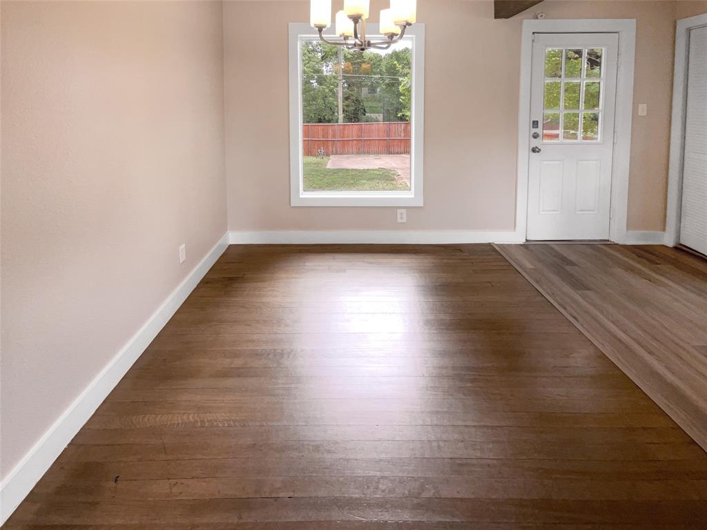 1427 Arborvitae Avenue Property Photo 9