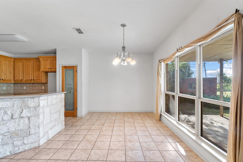 10701 Hutchinson Road Property Photo 8