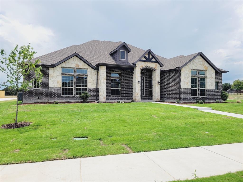 1908 Comanche Drive Property Photo 1