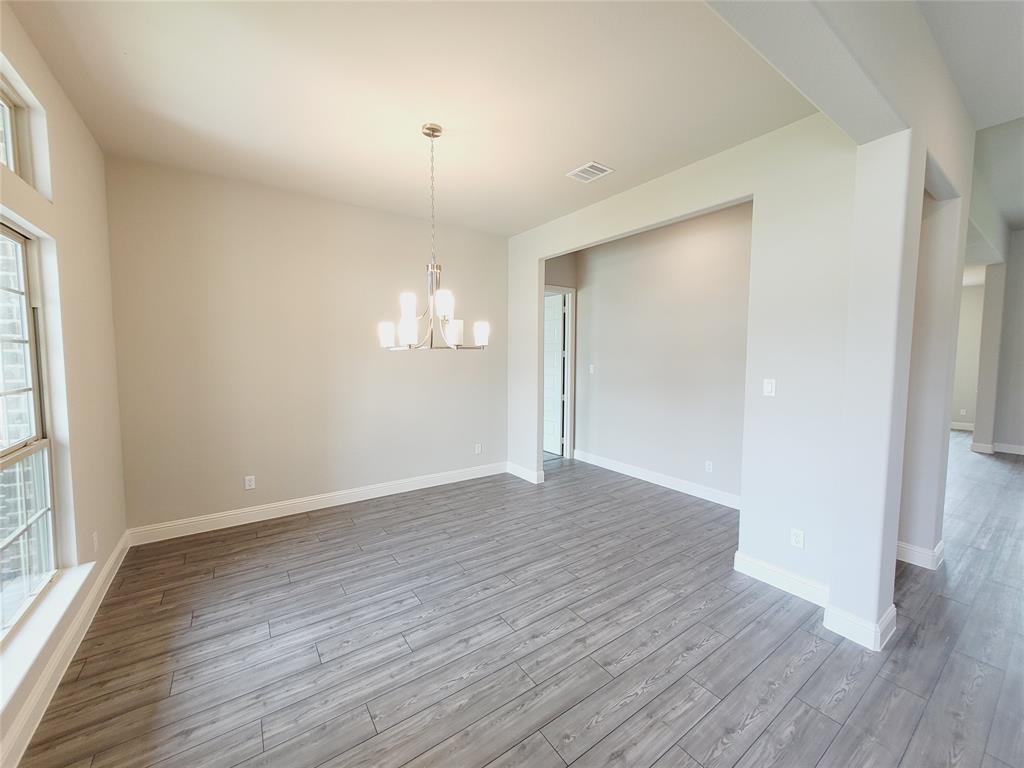 1908 Comanche Drive Property Photo 6