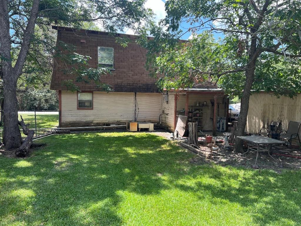 233 Elm Branch Property Photo 5