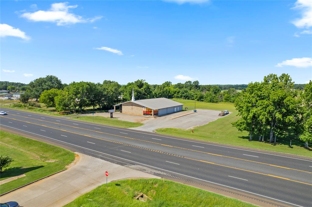 650 Doctor M Roper Parkway Property Photo 3