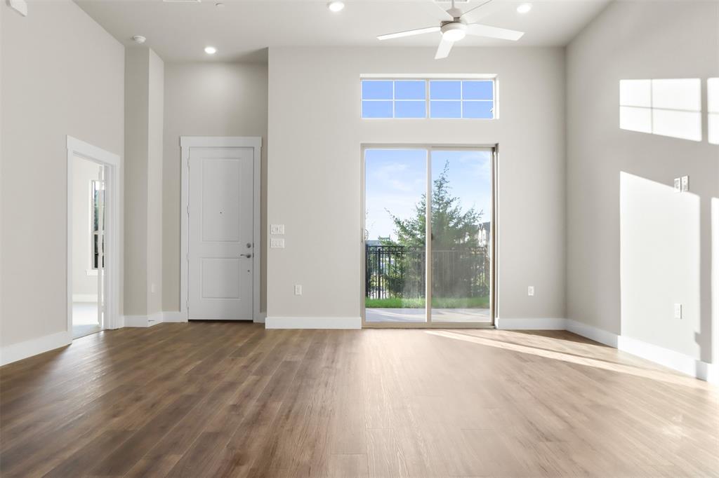 2617 St Helena Lane Property Photo 4