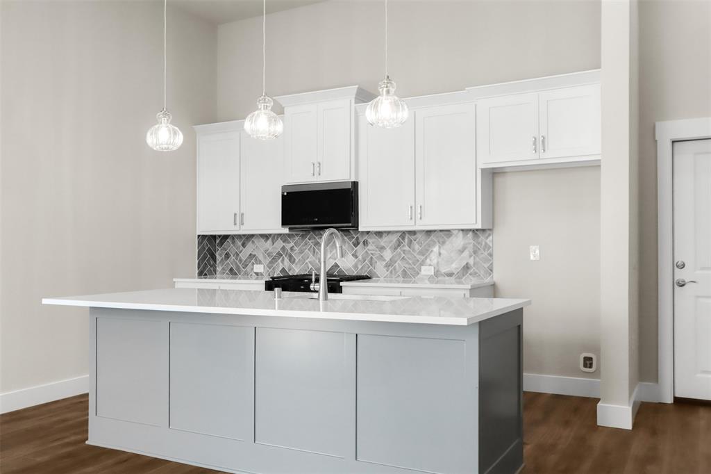 2617 St Helena Lane Property Photo 7