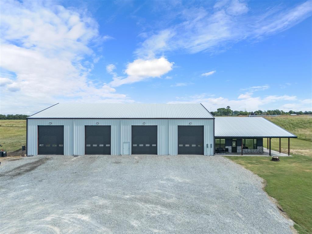 1393 N Fm 1752 Property Photo 2