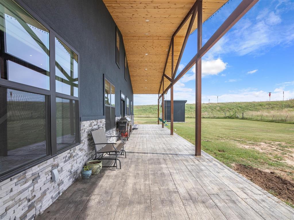 1393 N Fm 1752 Property Photo 18