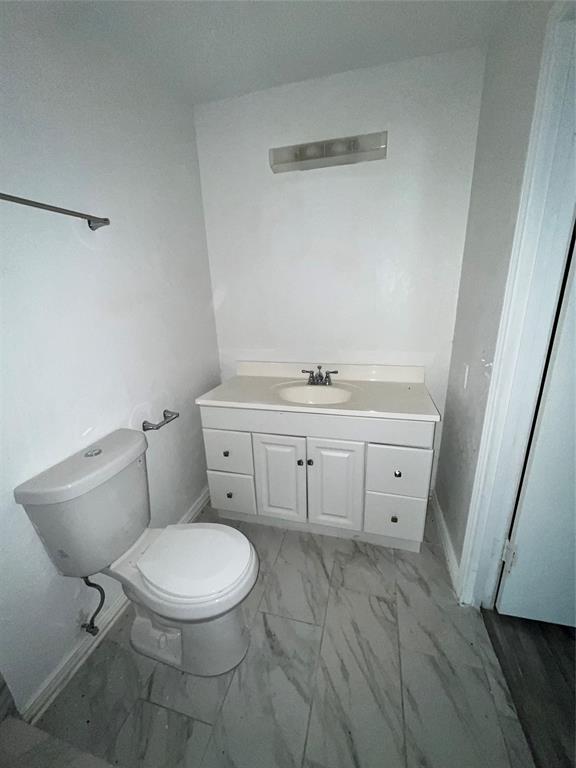 82 County Road 3271 Property Photo 7