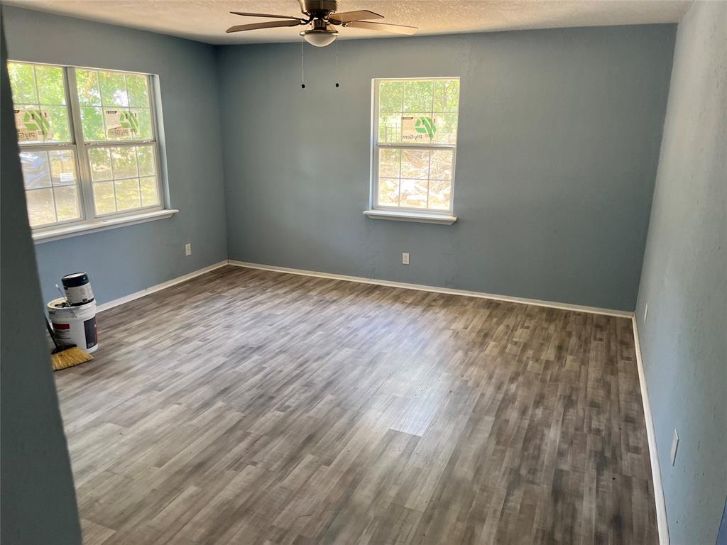 82 County Road 3271 Property Photo 14
