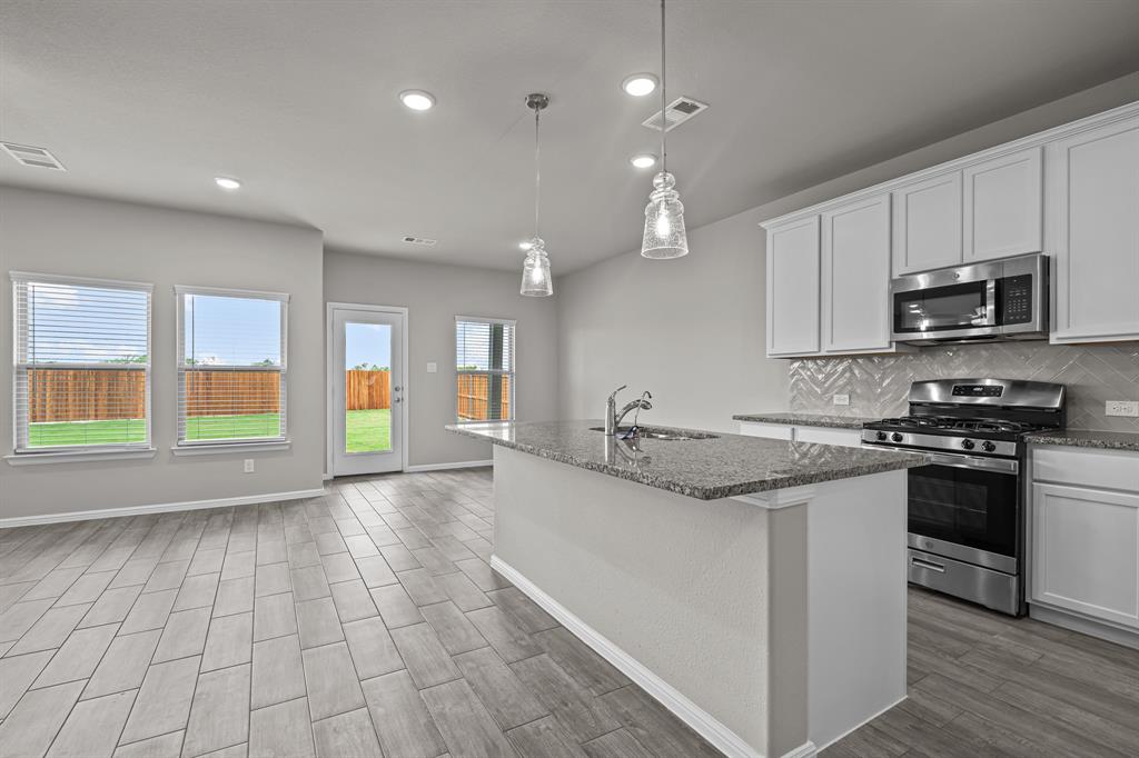 700 Tawny Turn Property Photo 4