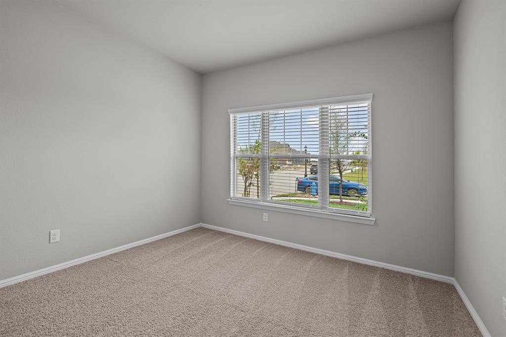 700 Tawny Turn Property Photo 6