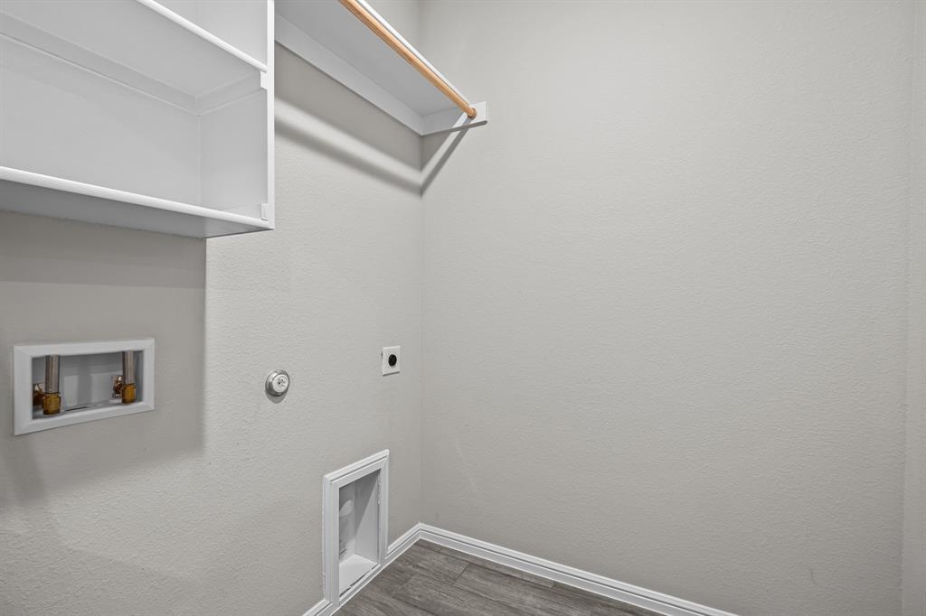 700 Tawny Turn Property Photo 9