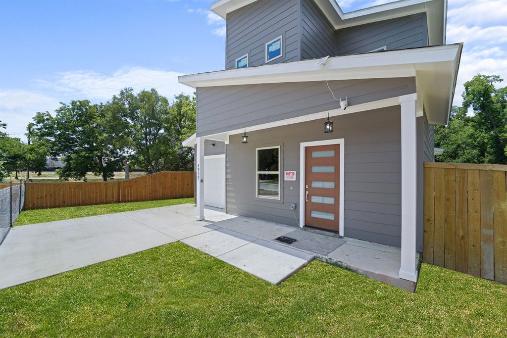 4515 Yancy Street Property Photo 2