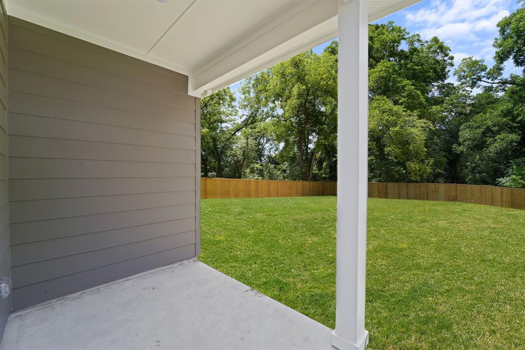 4515 Yancy Street Property Photo 6