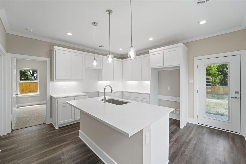 4515 Yancy Street Property Photo 11