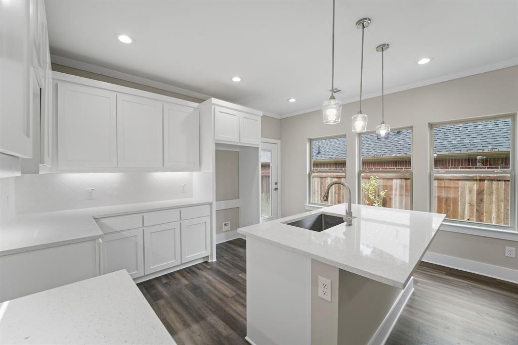 4515 Yancy Street Property Photo 15