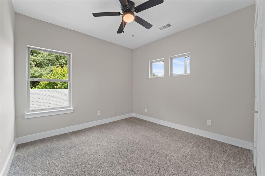 4515 Yancy Street Property Photo 25