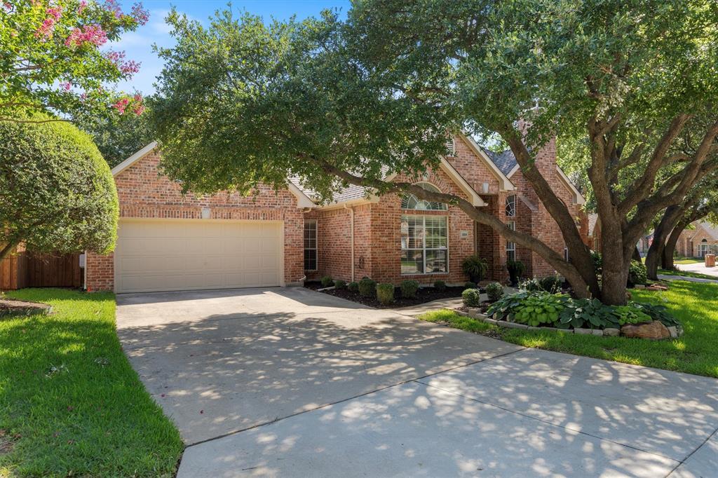 5904 Summer Point Drive Property Photo 2