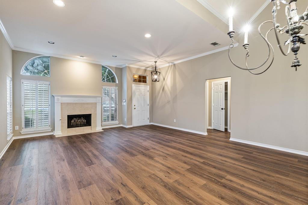 5904 Summer Point Drive Property Photo 7