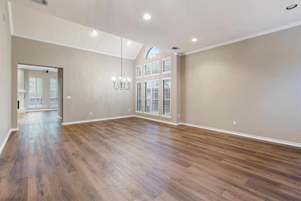 5904 Summer Point Drive Property Photo 8