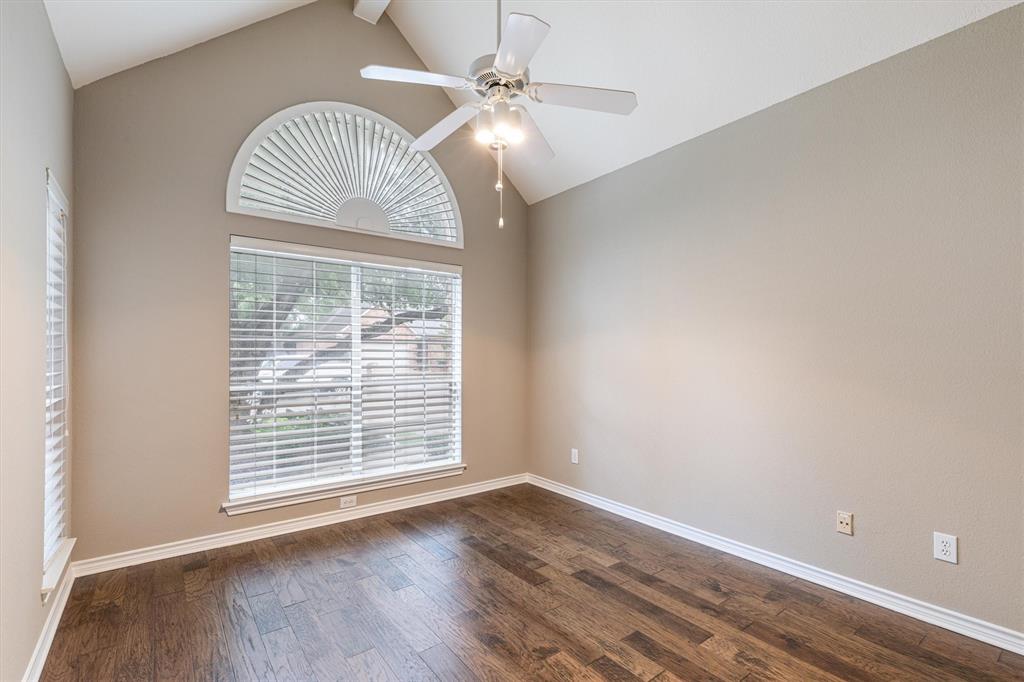 5904 Summer Point Drive Property Photo 17