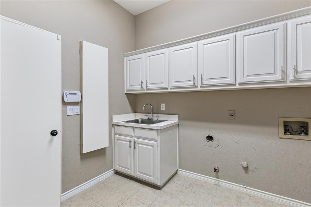 5904 Summer Point Drive Property Photo 30