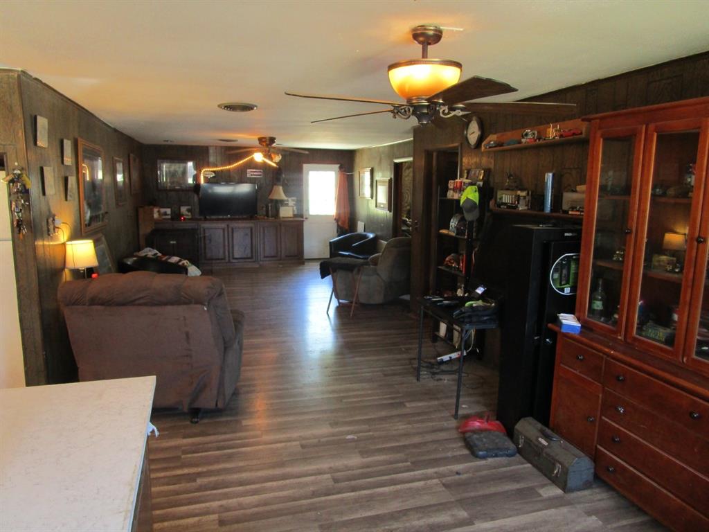 109 E 14th Street Property Photo 15