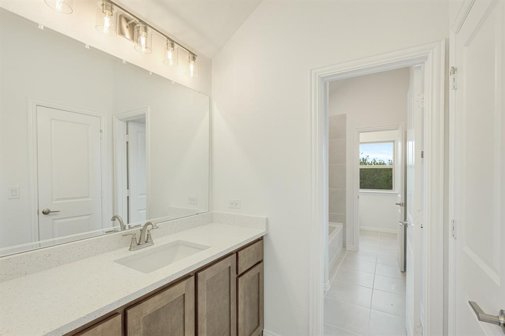 188 Creekside Drive Property Photo 29