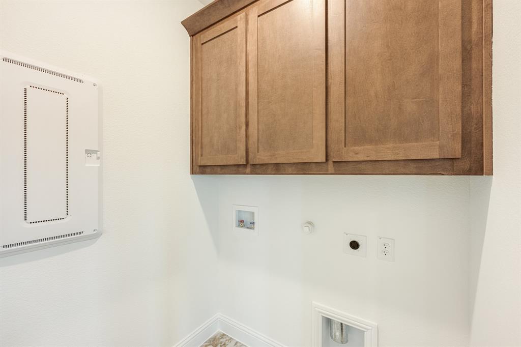 188 Creekside Drive Property Photo 36